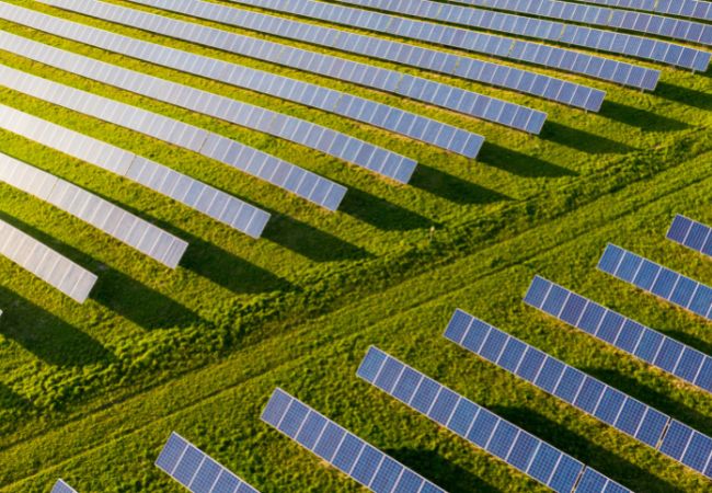 Entenda como funciona uma usina solar
